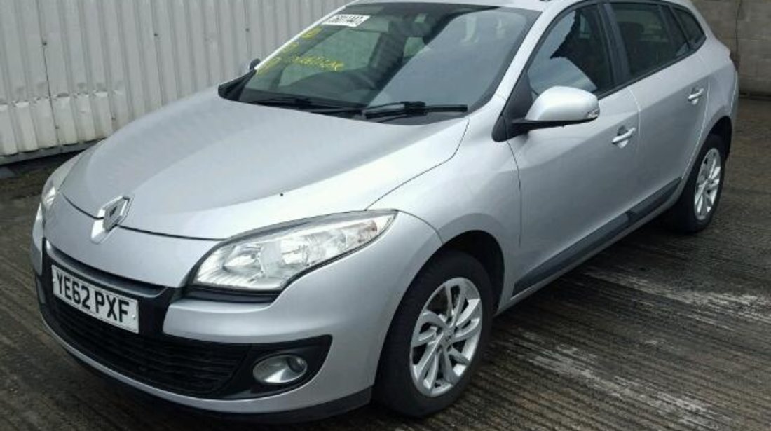 Dezmembrez Renault Megane 3 combi, 1.5dci