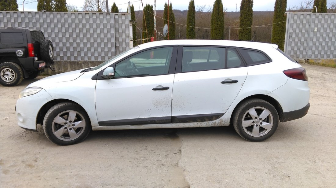 Dezmembrez Renault Megane 3