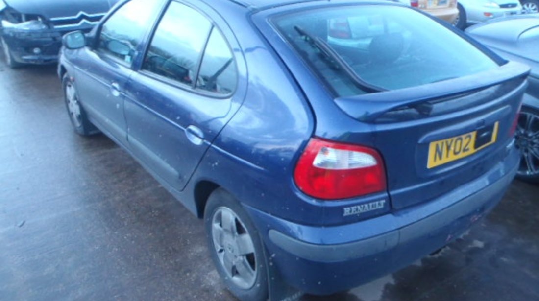 Dezmembrez Renault Megane din 2002, 1.6b,