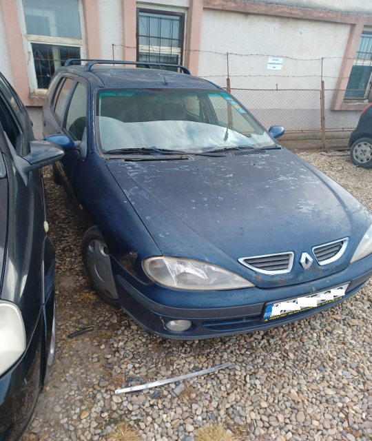 Dezmembrez Renault Megane [facelift] [1999 - 2003] wagon 1.9 dCi MT (102 hp)