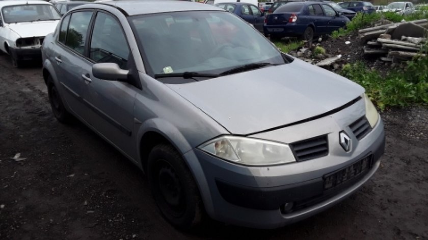 Dezmembrez Renault Megane II, an 2004, motorizare 1.5 DCI