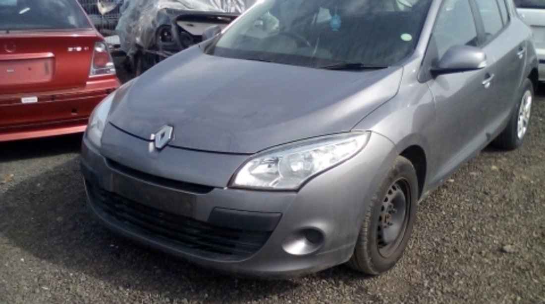 Dezmembrez Renault Megane lll, an 2010