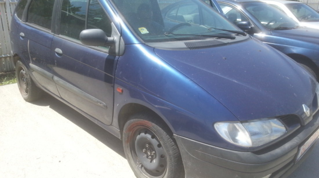 Dezmembrez renault megane scenic 1.9td 72kw 1999