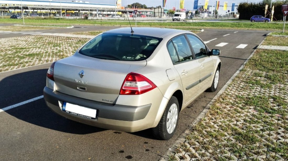 Dezmembrez Renault Megane Sedan Facelift 1 5 Dci 101 Cai Euro 3