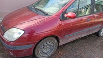 Dezmembrez Renault Scenic 1 1.6 79kW 2000