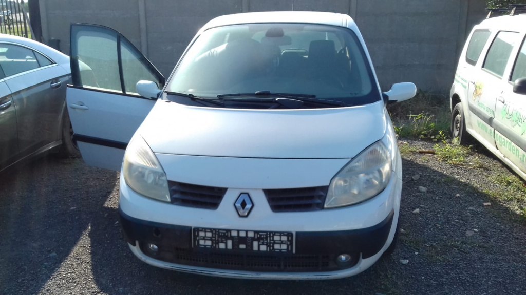 Dezmembrez Renault SCENIC 2 (JM0/1) 2003 - 2009 1.5 DCi (JM0F) Motorina