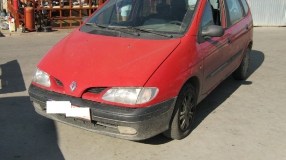 Dezmembrez Renault Scenic din 1997, 1.9d,