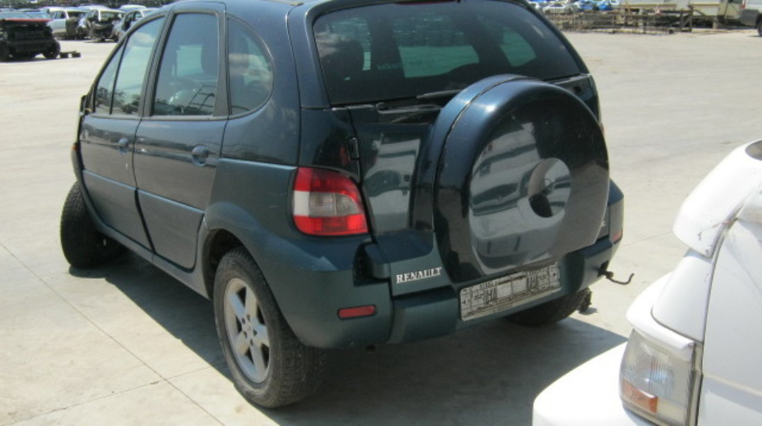 Dezmembrez Renault Scenic din 2002, 2.0B