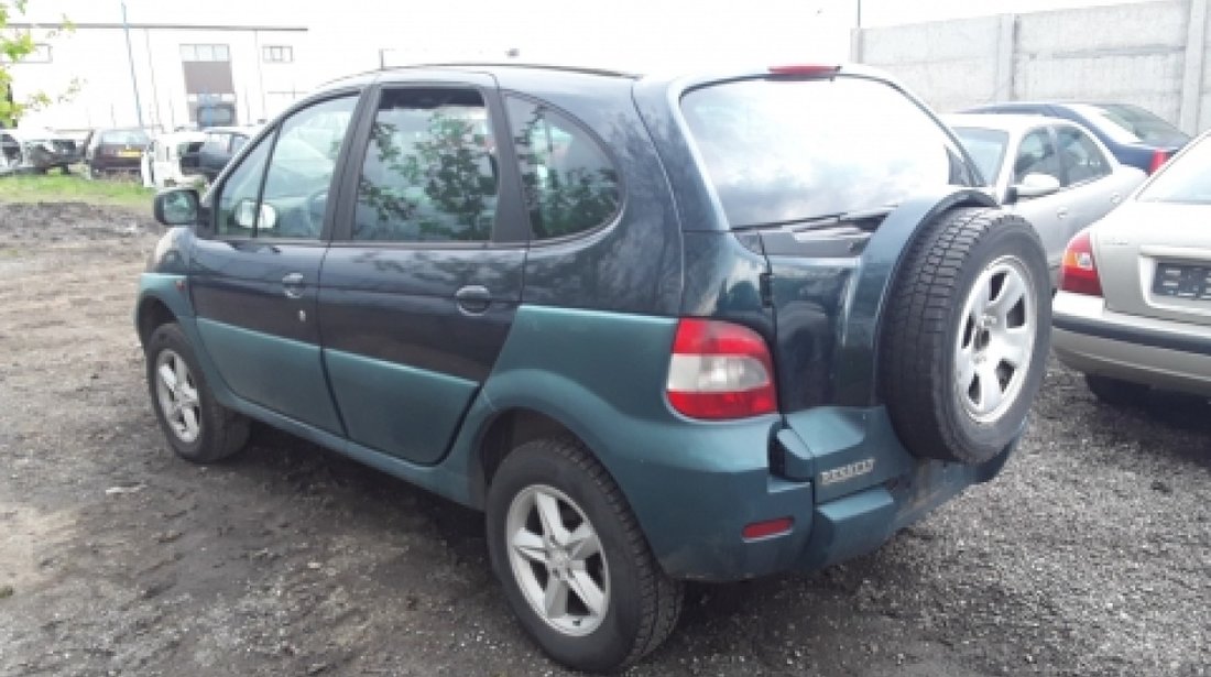 Dezmembrez Renault Scenic I, an 2001, motorizare 2.0 16V