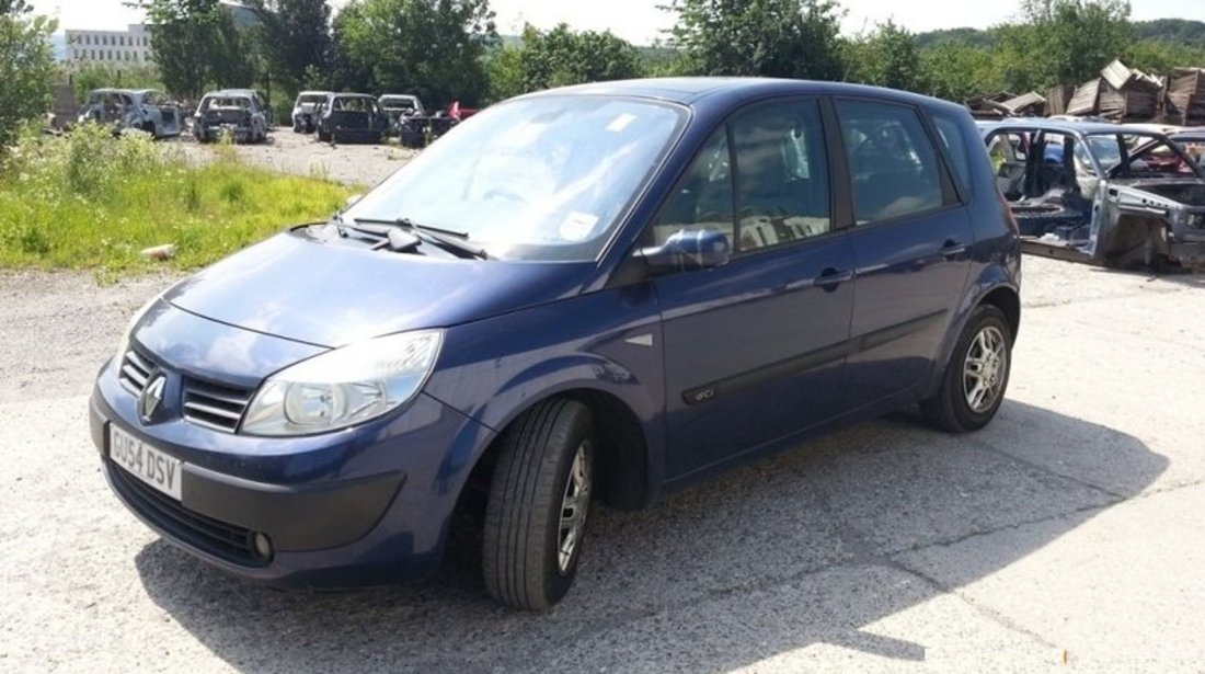 Dezmembrez Renault Scenic