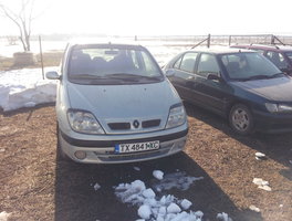 dezmembrez renault scenic