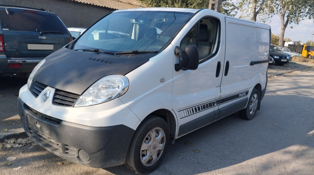 Dezmembrez Renault TRAFIC 2 2001 - Prezent 2.0 DCi 115 (FL01, FL0U) M9R 692 ( CP: 114, KW: 84, CCM: 1995 ) Motorina