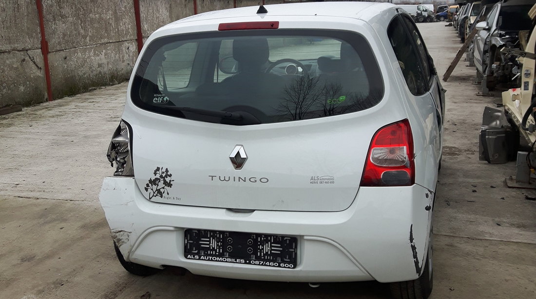 Dezmembrez Renault Twingo 2009 1.5DCI