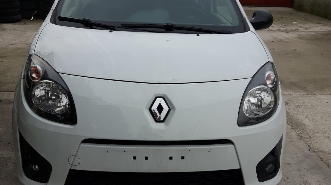 Dezmembrez Renault Twingo 2009 1.5DCI