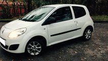 Dezmembrez Renault Twingo II,1.2i 16V, 2009