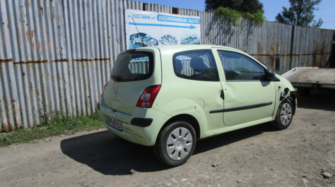 Dezmembrez Renault Twingo