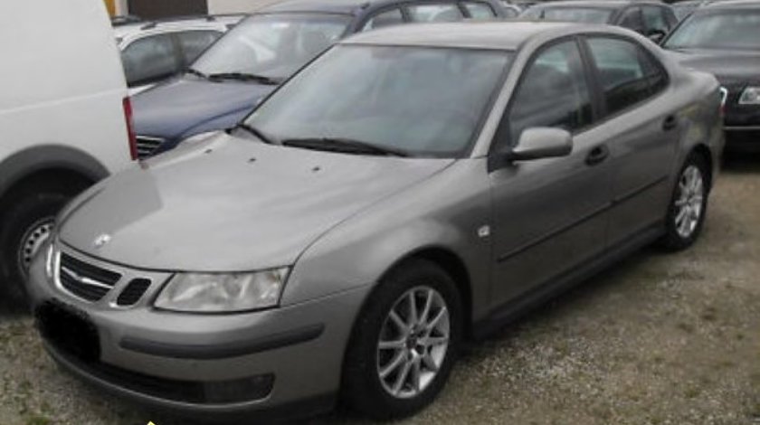 DEZMEMBREZ SAAB 93 2 2D AN 2004