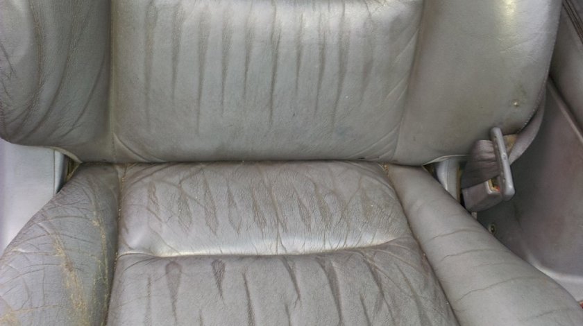 Dezmembrez scaun pasager electric si incalzit Toyota Landcruiser J100