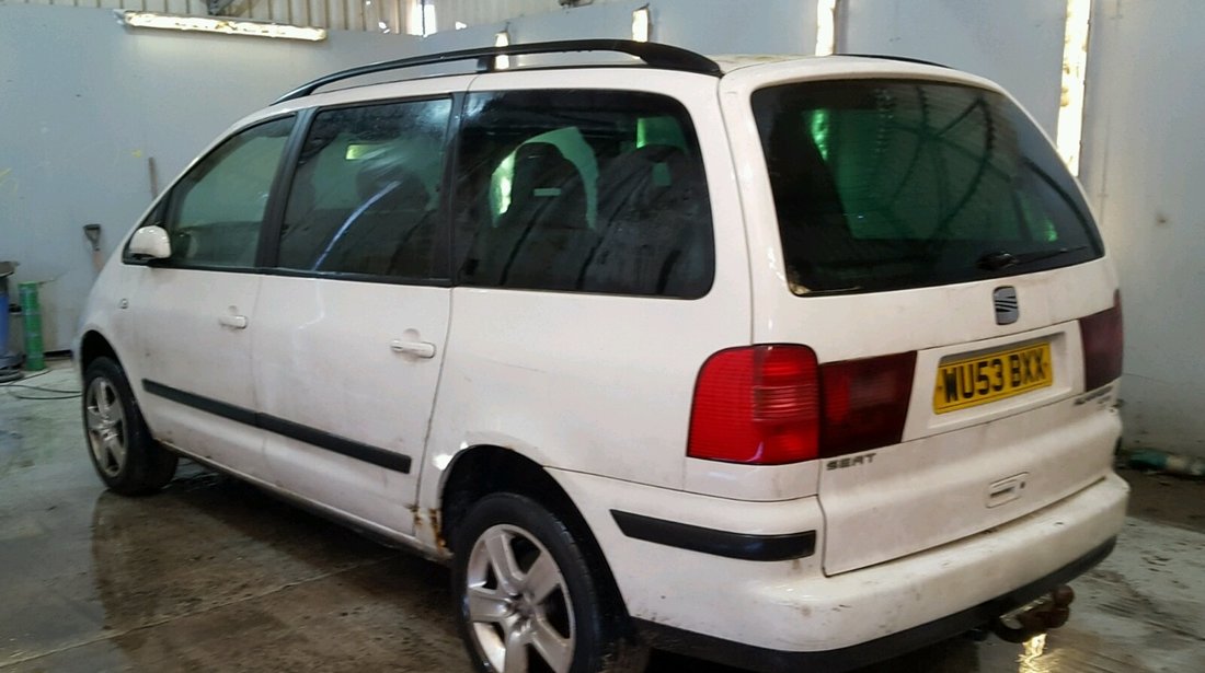 Dezmembrez Seat Alhambra 2003 1.9tdi