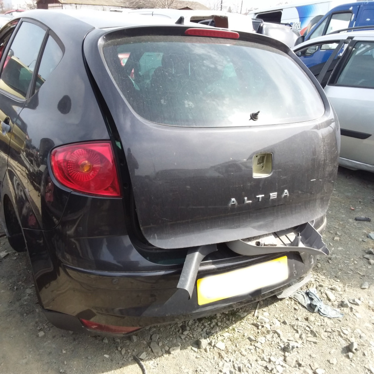 Dezmembrez Seat ALTEA (5P1) 2004 - 2015 1.9 TDI BXE ( CP: 105, KW: 77, CCM: 1896 ) Motorina