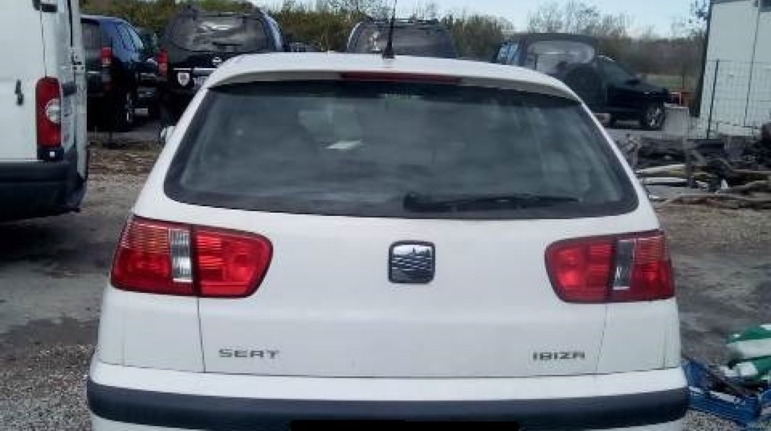 Dezmembrez Seat Ibiza 1.4i (1390cc-44kw-60hp); 5-hatchback