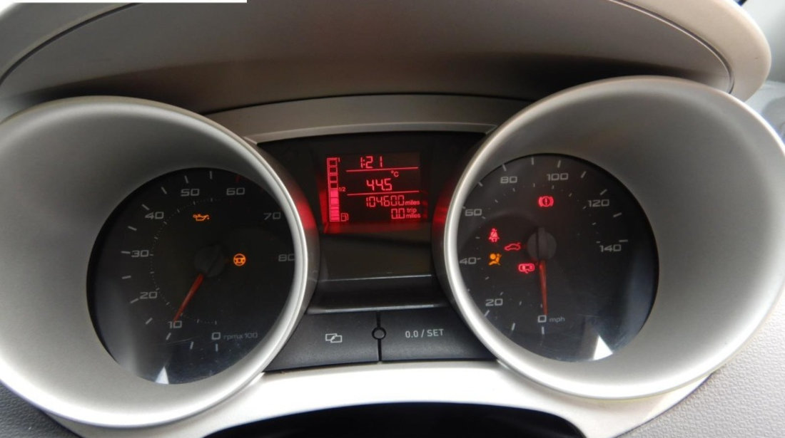 Dezmembrez Seat Ibiza 5 2011 HATCHBACK 1.4 i