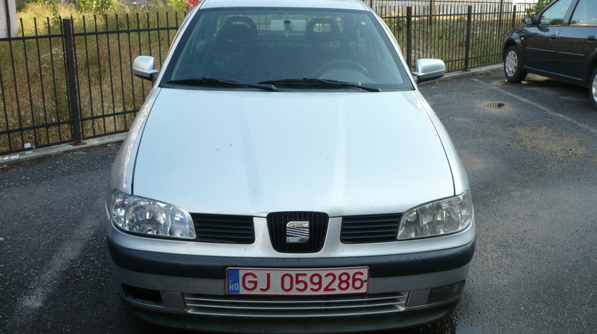 Dezmembrez Seat Ibiza Gri 1999 2002 1.9 Tdi Diesel cod ASV 2 Usi