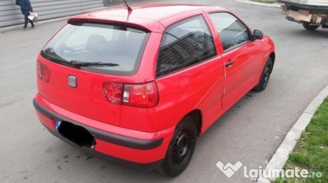 Dezmembrez Seat Ibiza Rosu 1999 2002 1.4 Mpi cod Aka 2 Usi