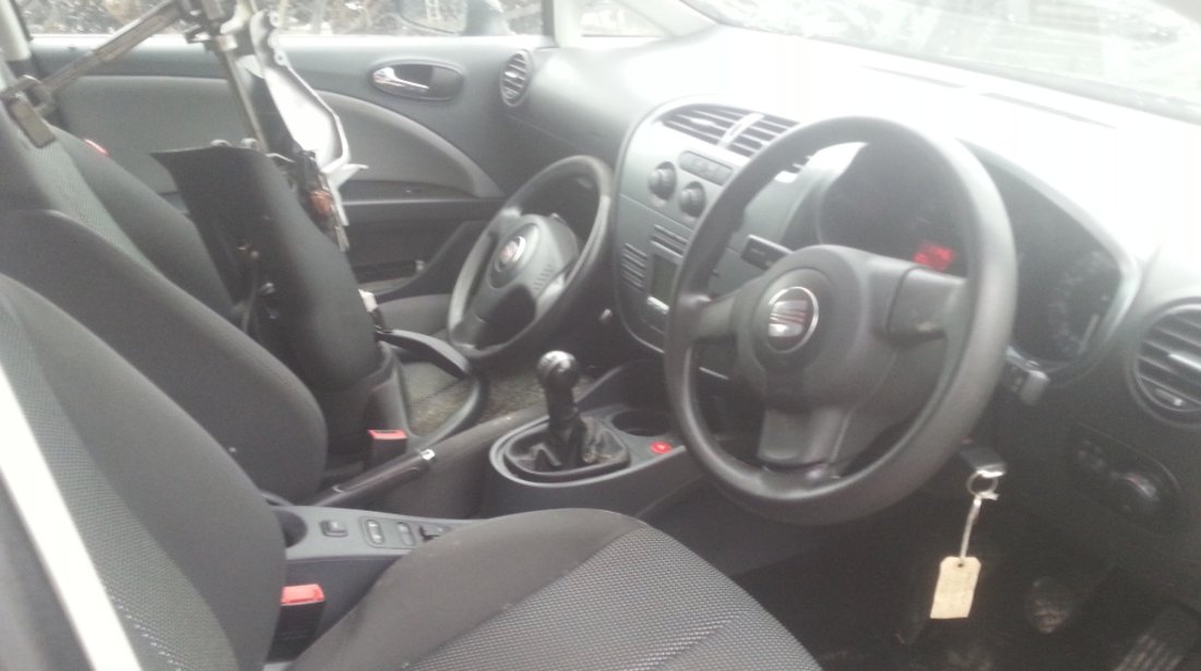 Dezmembrez SEAT LEON II, an fab. 2007, 1.9D TDI PD