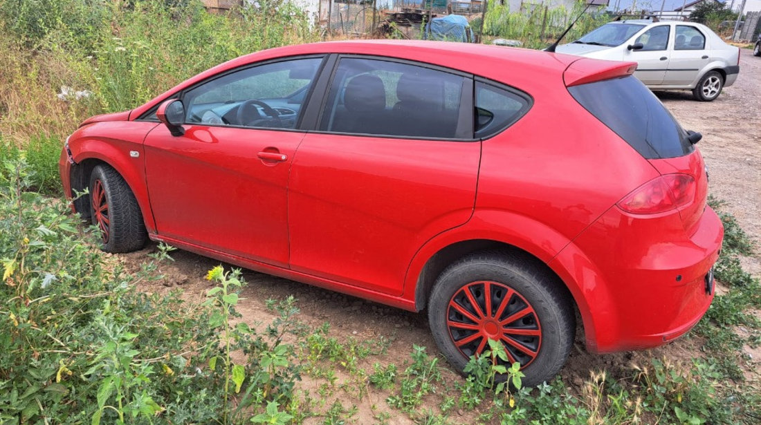 Dezmembrez Seat Leon Stylance LE 1.4 TSI CAXC Cutie Manuala 6 Trepte LHY cod culoare 9M / S3H 88.000KM