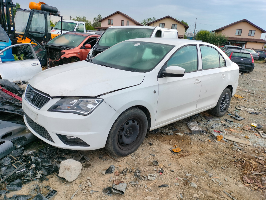 Dezmembrez Seat TOLEDO 4 (KG3) 2012 > 1.6 TDI CAYC( CP: 105, KW: 77, CCM: 1598 ) Motorina