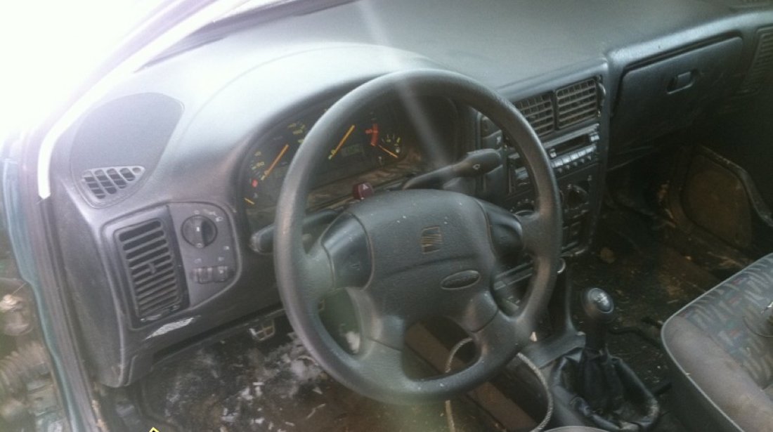 DEZMEMBREZ SEAT VARIO 1 9SDI AN 2001