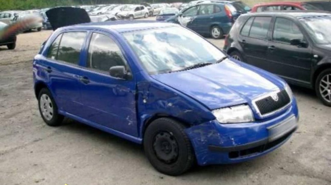 Dezmembrez skoda fabia 1 4 16 v an 2003