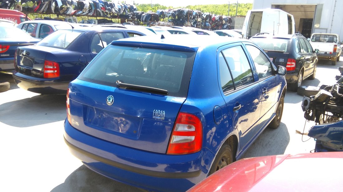 Dezmembrez Skoda Fabia 1.4 mpi