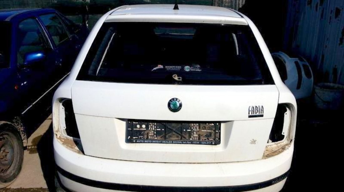 Dezmembrez Skoda Fabia 1.9SDI 2006