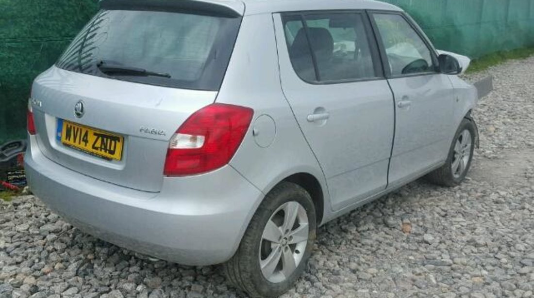 Dezmembrez Skoda Fabia 2 1.2b BZG