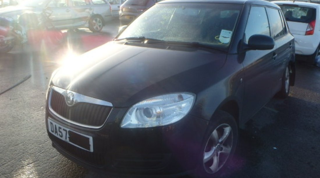 Dezmembrez Skoda Fabia 2, 1.2b, orice piesa!