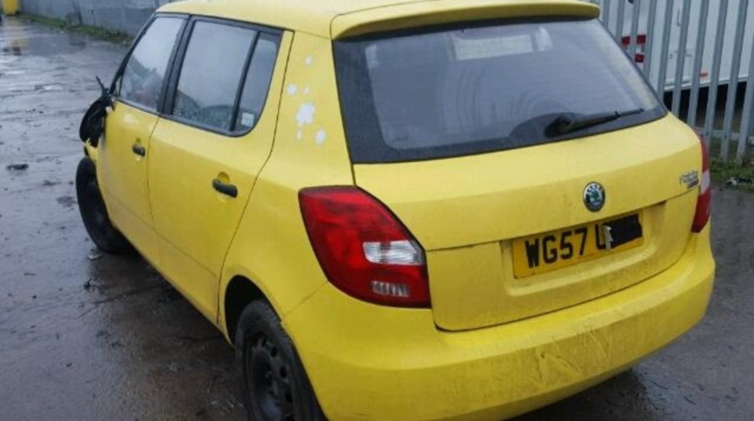 Dezmembrez Skoda Fabia 2, 1.4tdi