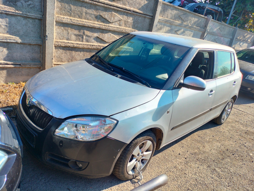 Dezmembrez Skoda FABIA 2 2007 - 2014 1.2 BZG ( CP: 70, KW: 51, CCM: 1198 ) Benzina