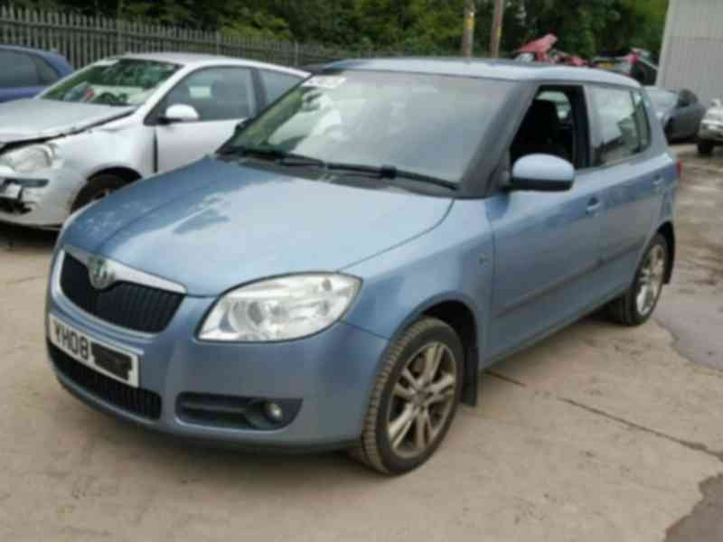 Dezmembrez Skoda Fabia 2 (5J, 542) toate motorizarile (1.6 TDI, 1.2 benz)