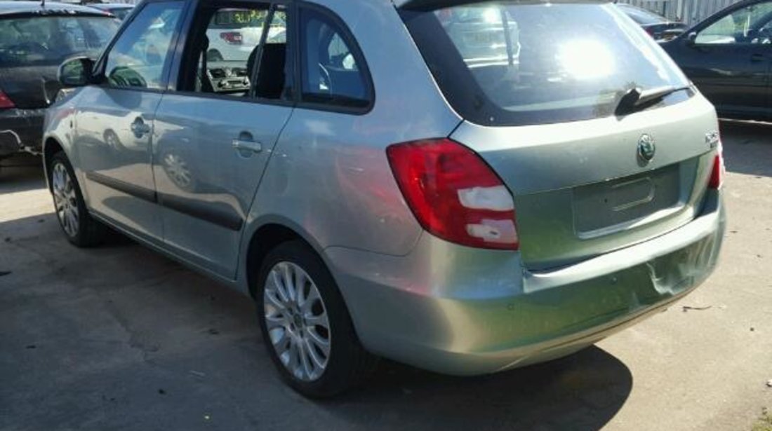 Dezmembrez Skoda Fabia 2 Combi, 1.6tdi, CAY