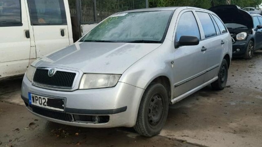 Dezmembrez Skoda Fabia 2002 1.4benz