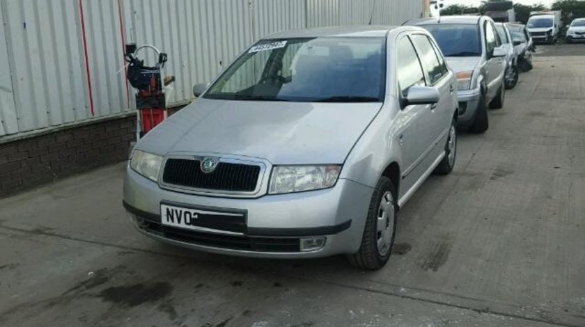 Dezmembrez Skoda Fabia 2002 1.9tdci