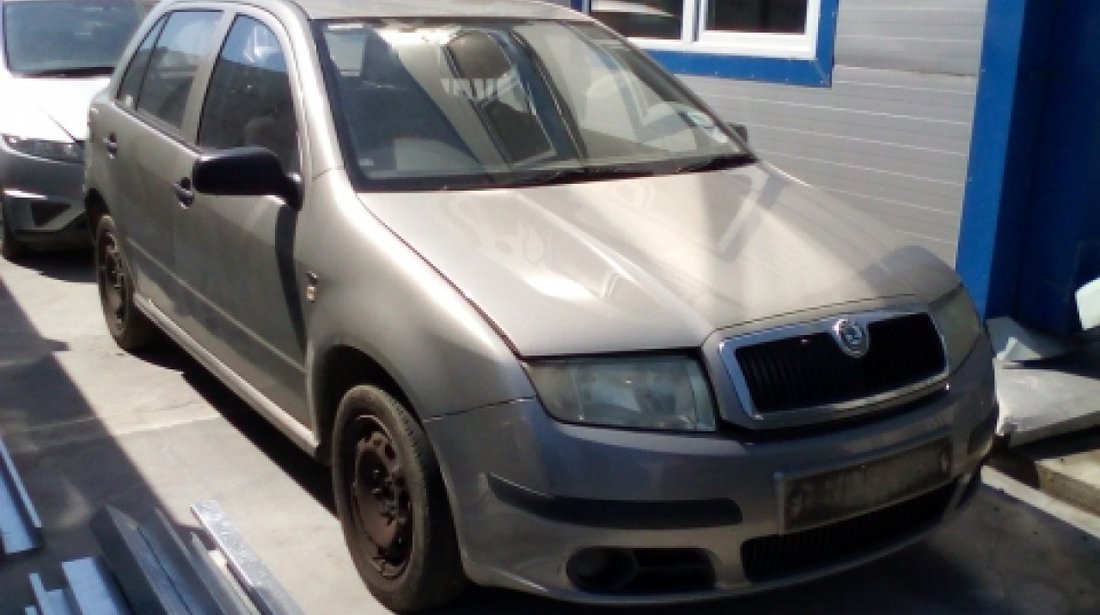 Dezmembrez Skoda Fabia, an 2006, motorizare 1.2