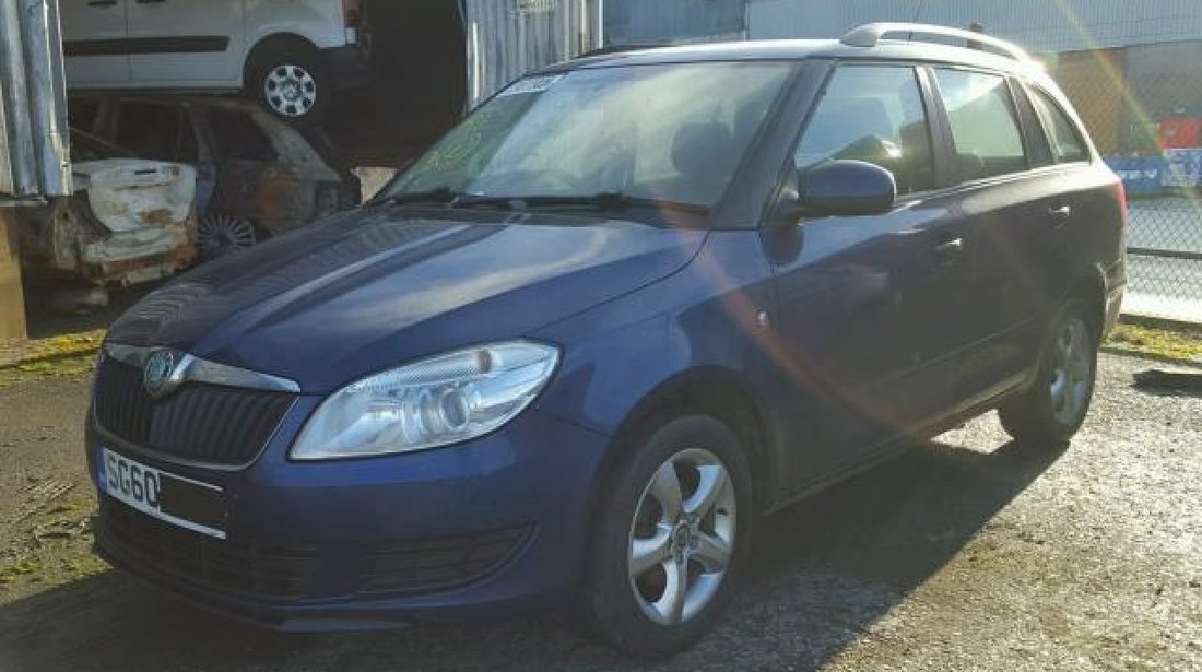 Dezmembrez skoda fabia, an 2012, motor 1.6 diesel, cod motor CAYA