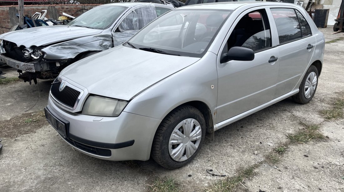 Dezmembrez Skoda Fabia AZQ 1.2 12v 47kW 64CP Benzina an 2004