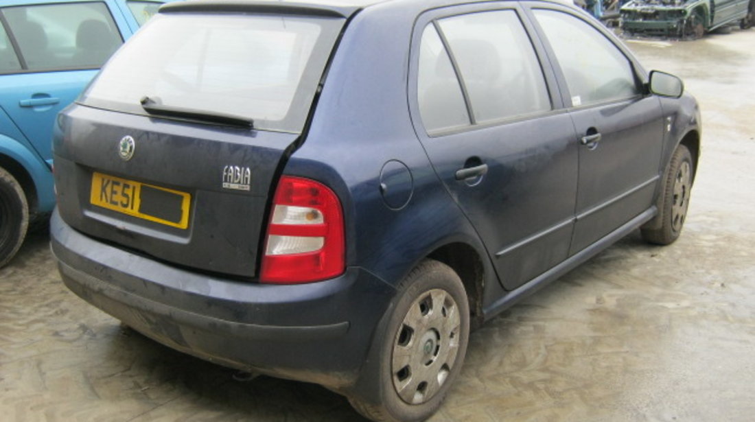 Dezmembrez Skoda Fabia din 2001, 1.4b