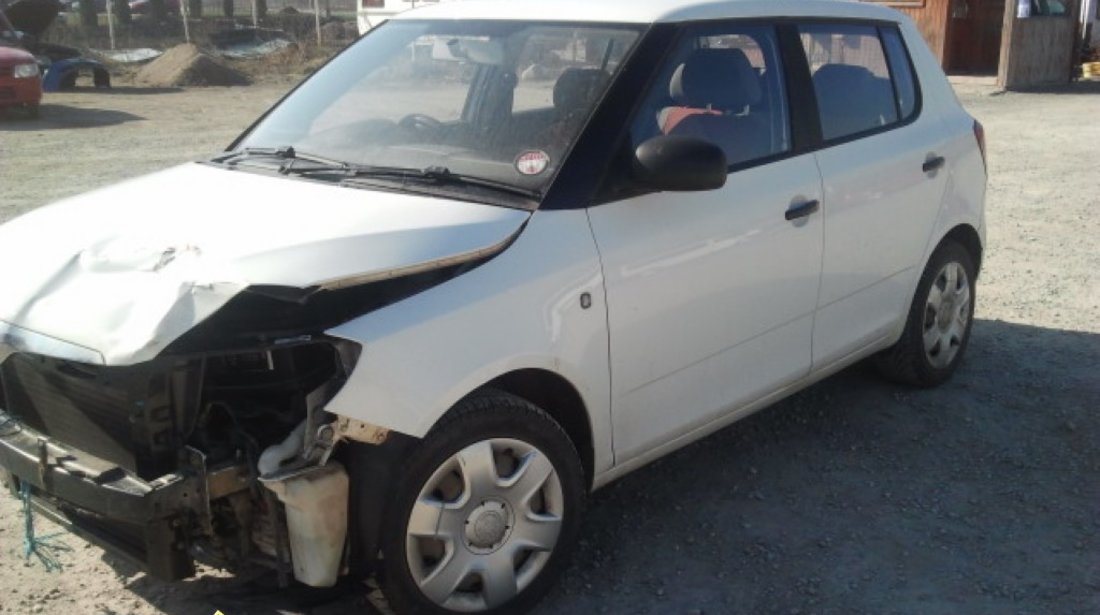 Dezmembrez Skoda Fabia din 2007 1 4 tdi