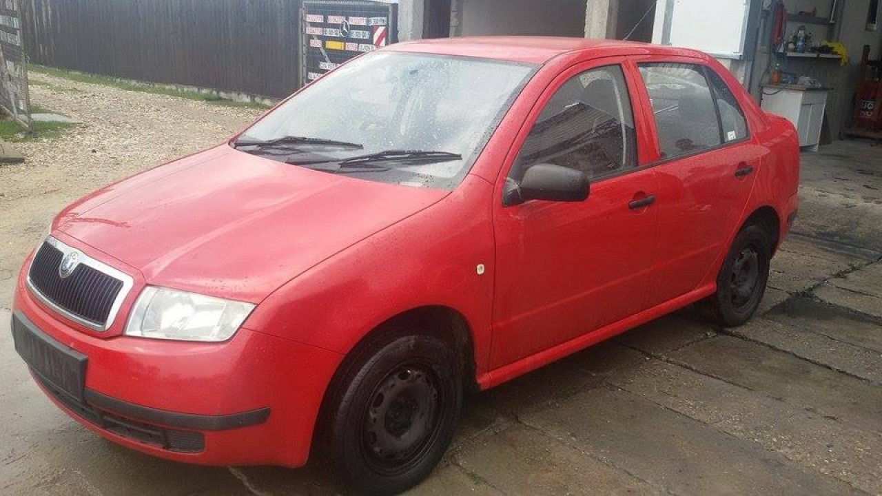 Dezmembrez skoda fabia sedan 1.4 16v bbz aub 100 cai