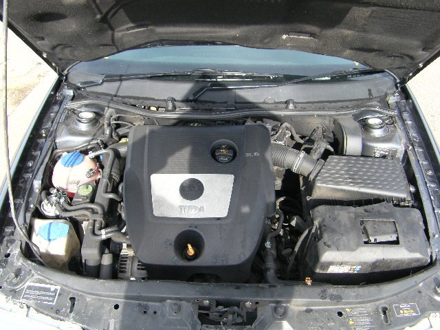 Dezmembrez skoda octavia 1 1.9 tdi axr an 2007